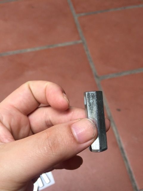 Nối ty ren M8