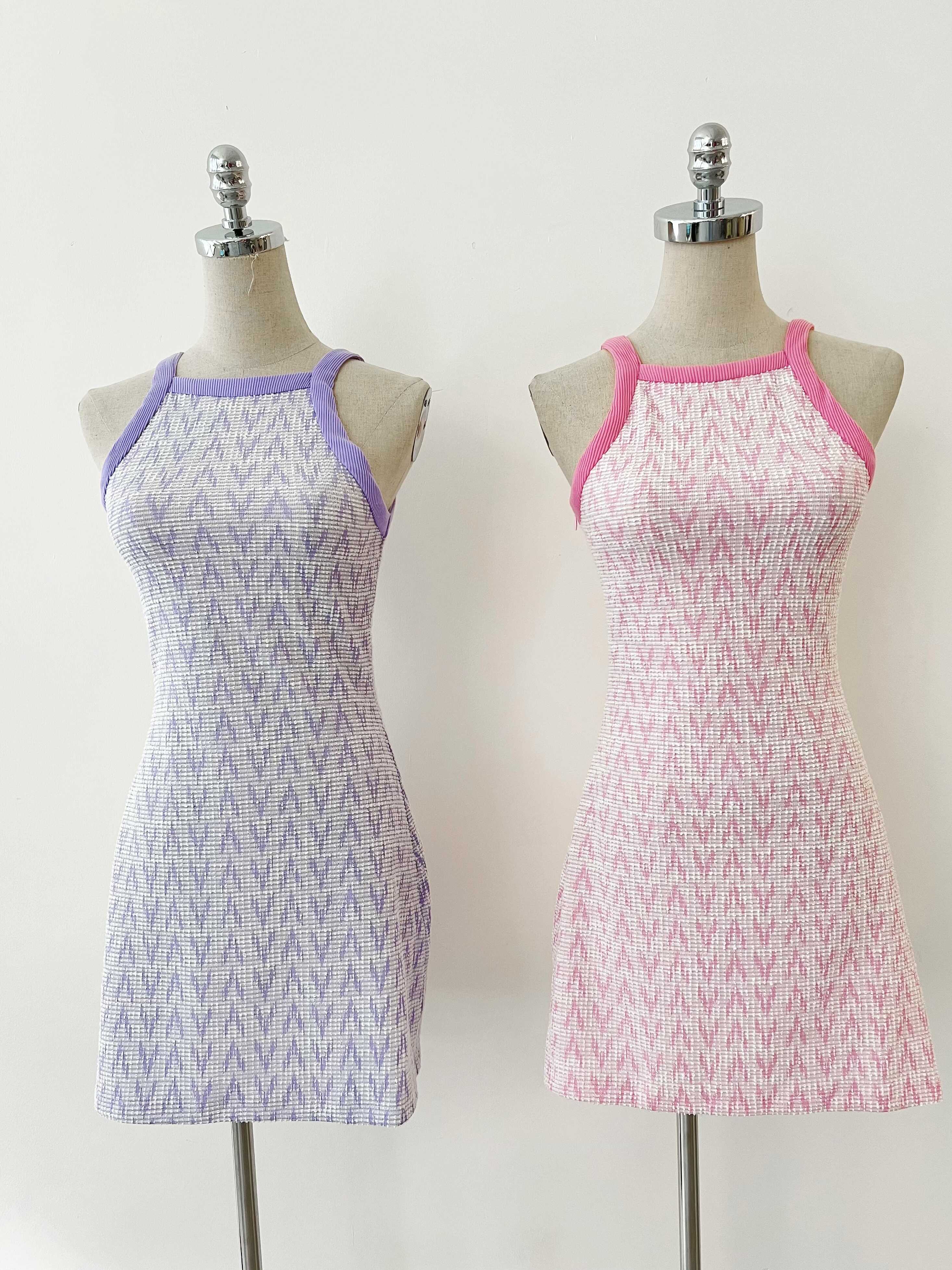 [Nhập LAZSOCIAL50K giảm 12% đơn 149K] Đầm thun cổ yếm basic phối viền 2 màu năng động | EISLYN DRESS | SECODEE
