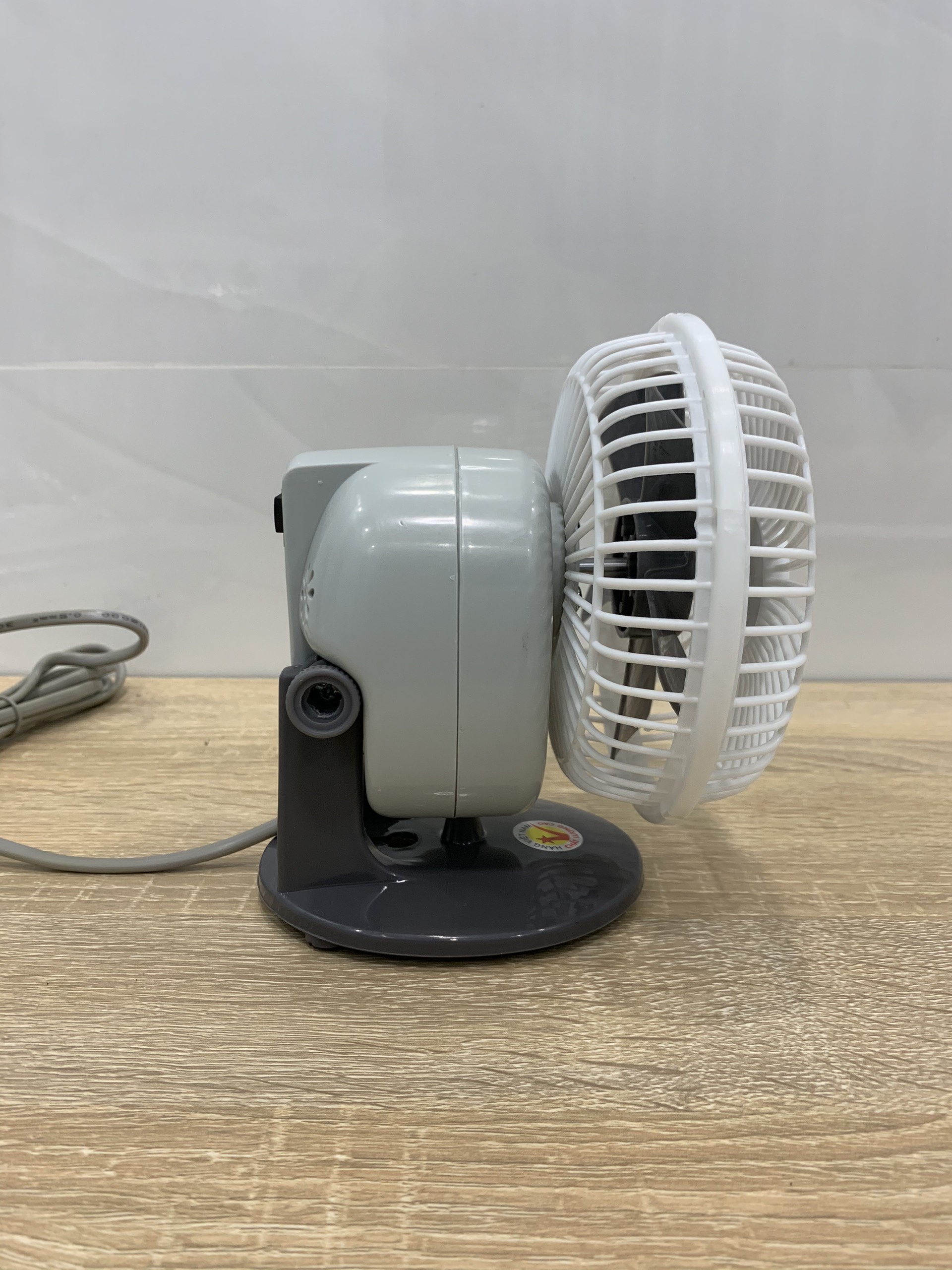 Quạt bàn mini Lifan GN4