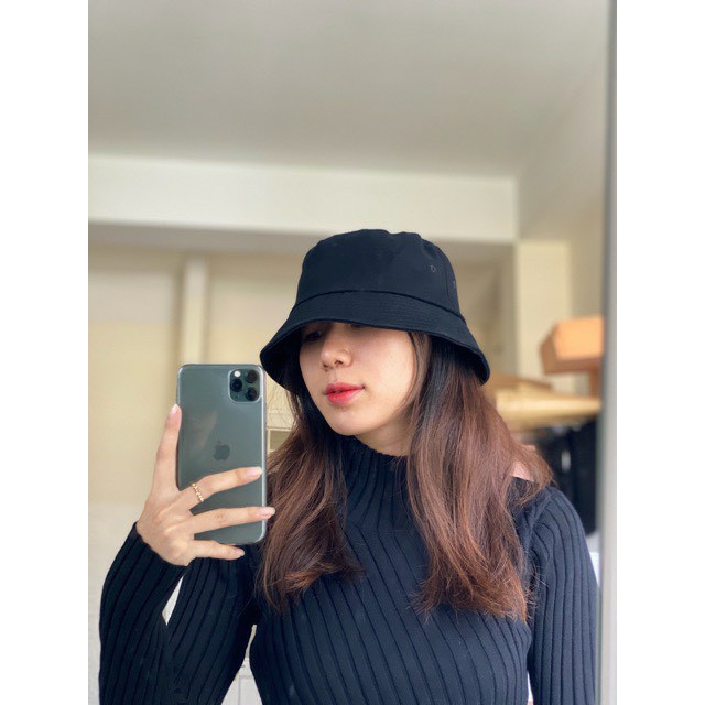 Mũ BUCKET trơn đen cá tính đáng yêu