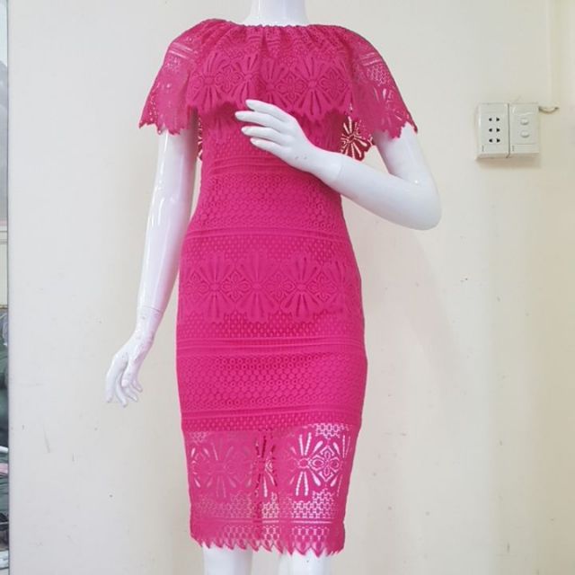 ZERASY - Đầm body phối bèo cổ màu hồng