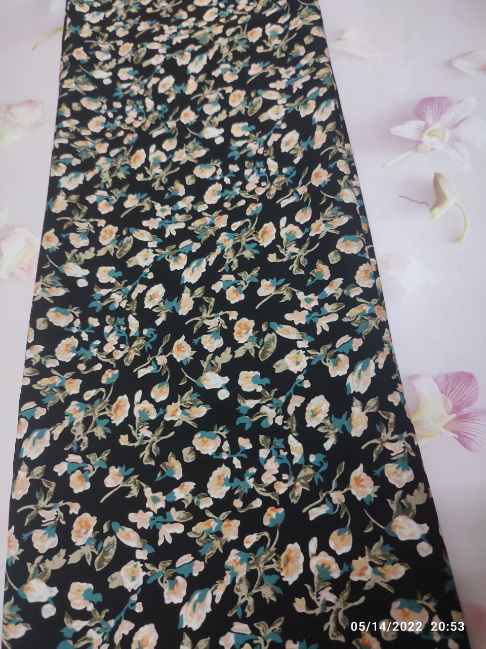 2m Vải lụa lạnh hoạ tiết hoa lá nhỏ (1) - lụa Mango chính phẩm