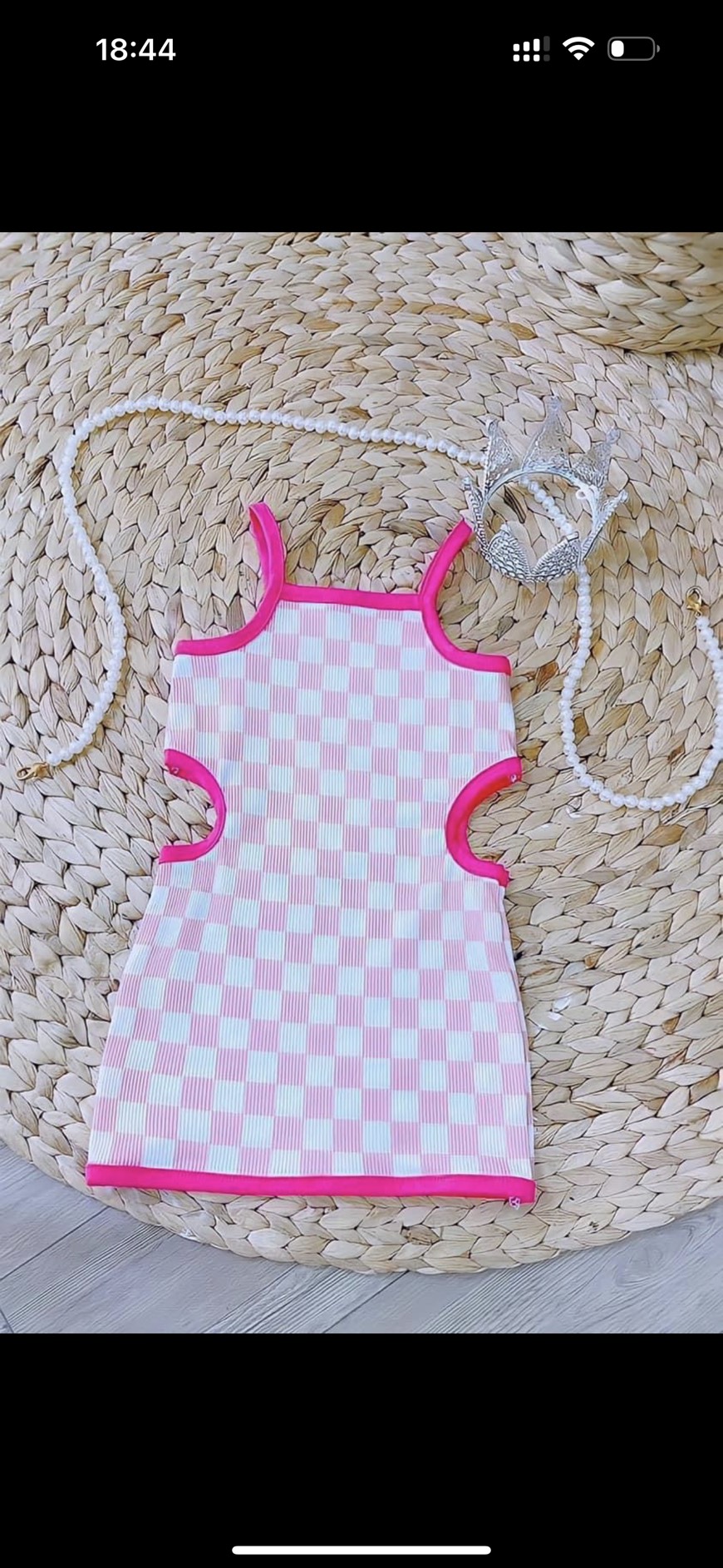 Đầm body khoét eo bé gái 8-18kg
