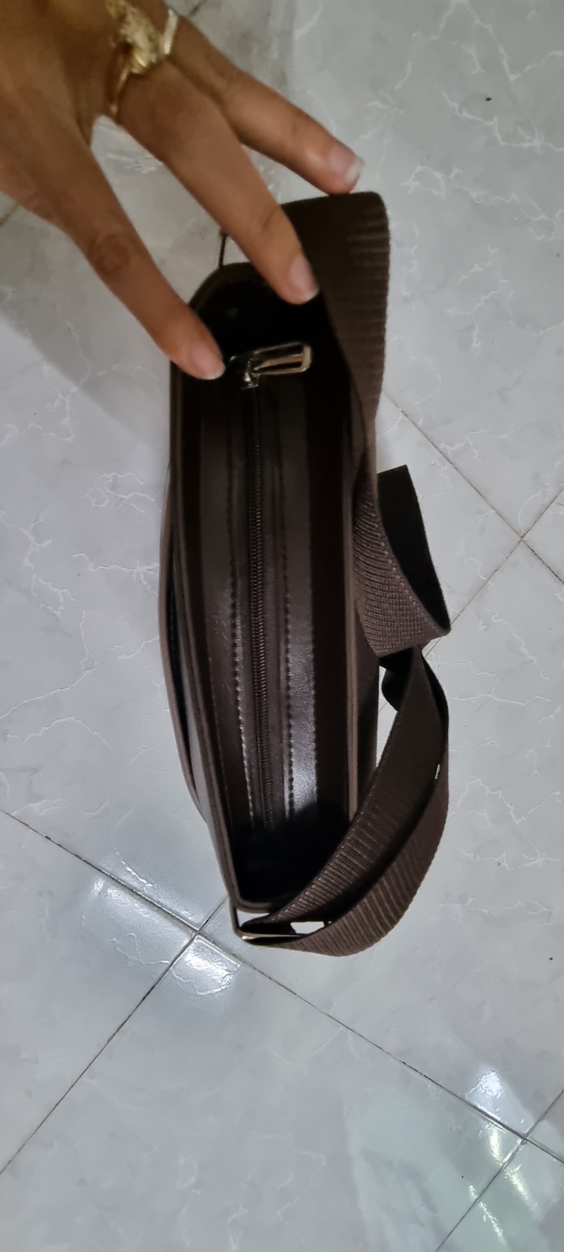 Túi Đựng Ipad Da Đeo Chéo Jeep