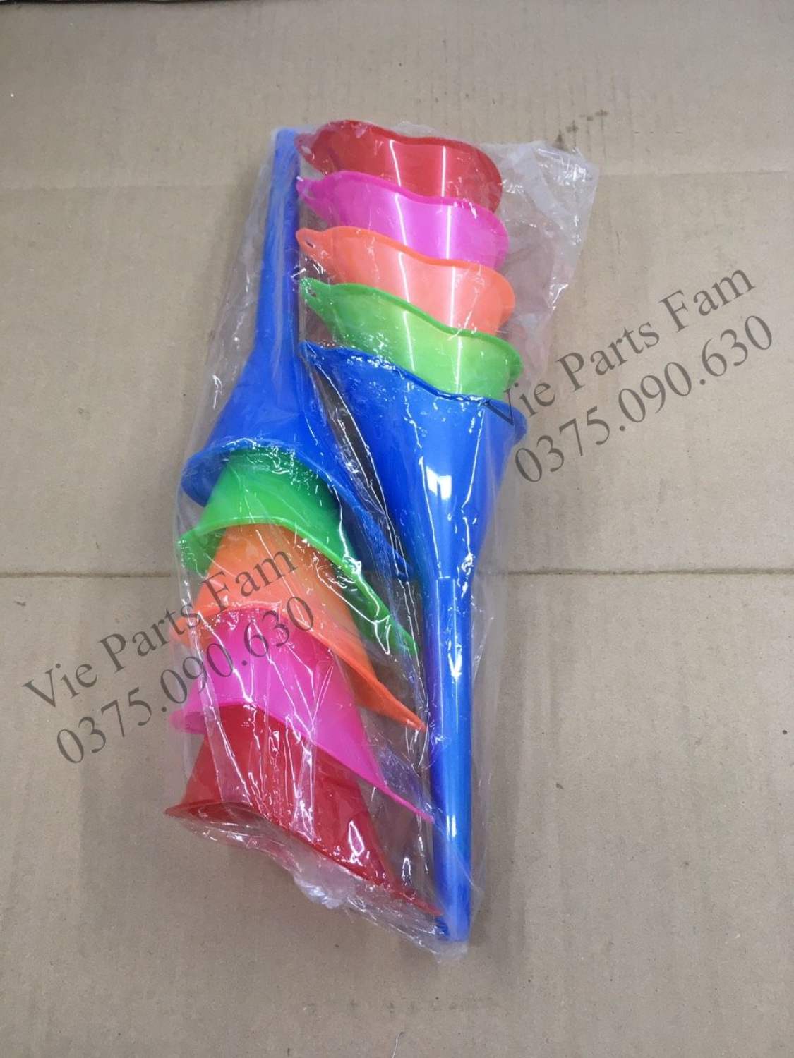 Quặng (phễu) Dùng Đổ Nhớt Cho Tất Cả Động Cơ Xe Máy