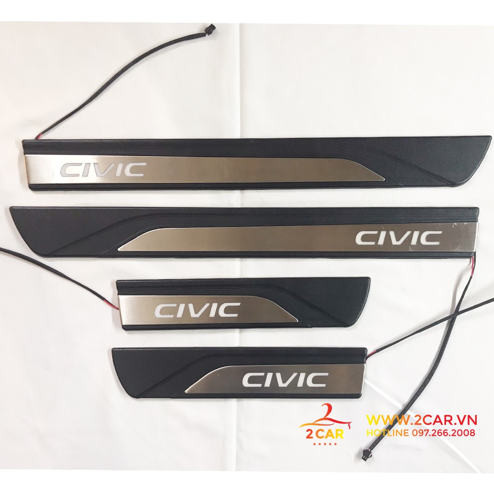 Ốp Bậc Chân Ngoài Xe Honda Civic 2017 - 2020- 2021- 2022- 2023 Nhựa Có Đèn Led
