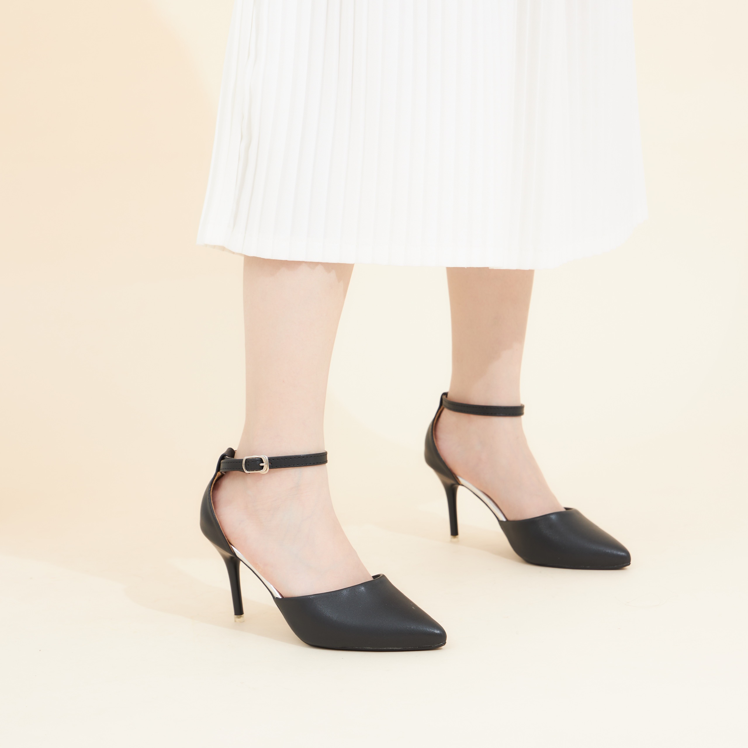 Giày MWC 3738 - Giày Sandal Cao Gót Đế Nhọn 7CM Bít Mũi