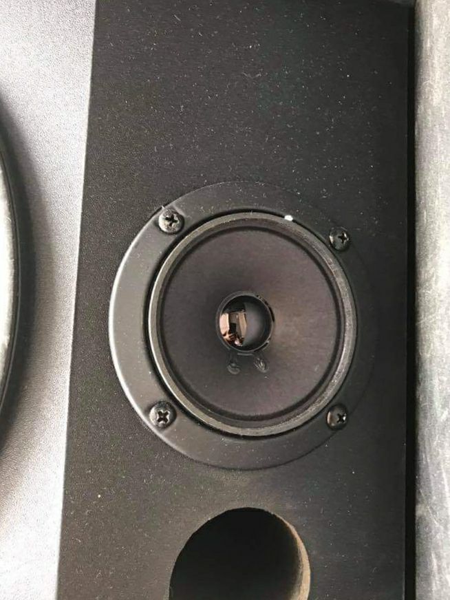 Loa BMB 455C bãi