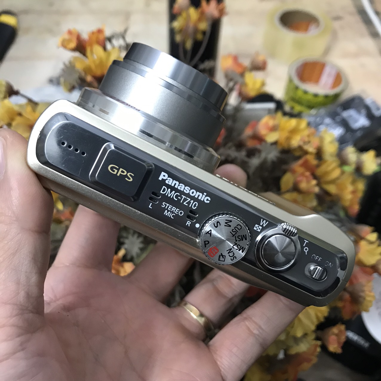 Máy ảnh Lumix TZ10 quay chụp tốt