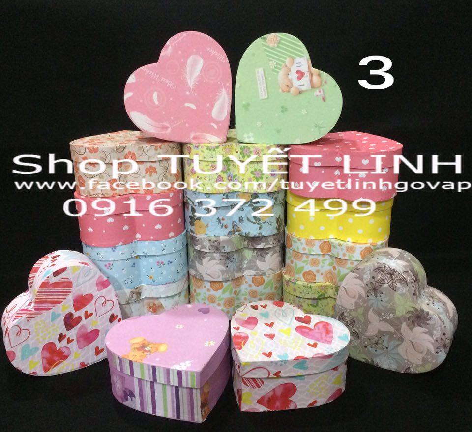 [HCM]Hộp đựng quà hình tim  15 cm : 30k /cái