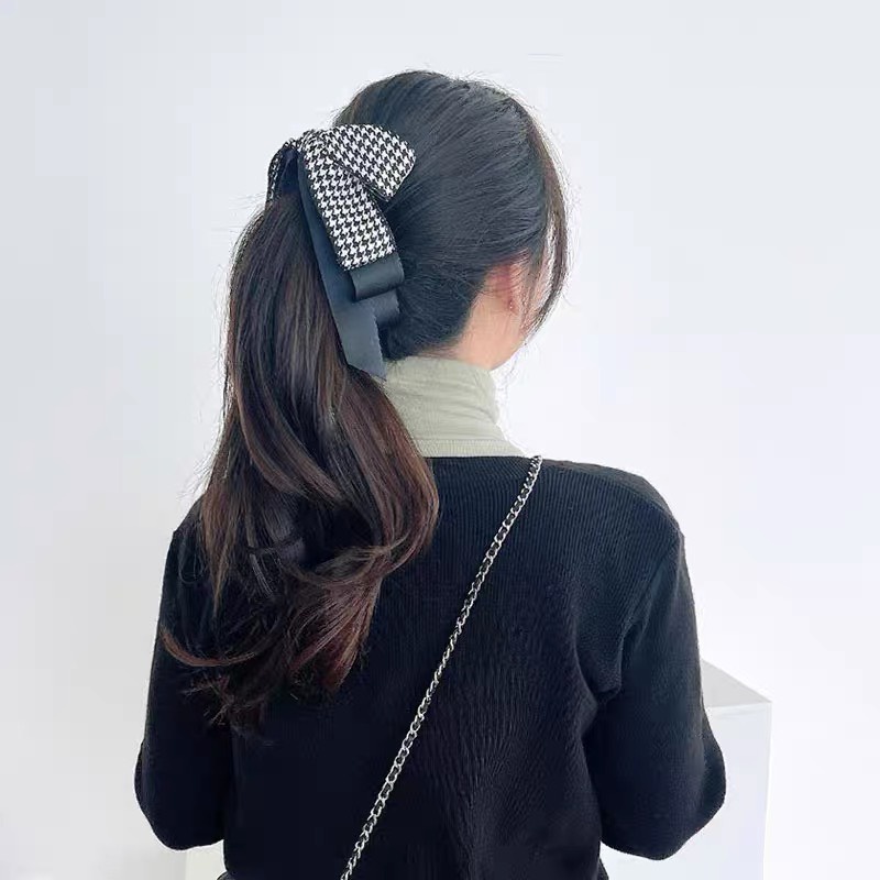 Cặp tóc dọc nơ caro nhiều tầng làm phồng tóc thanh lịch - Y143