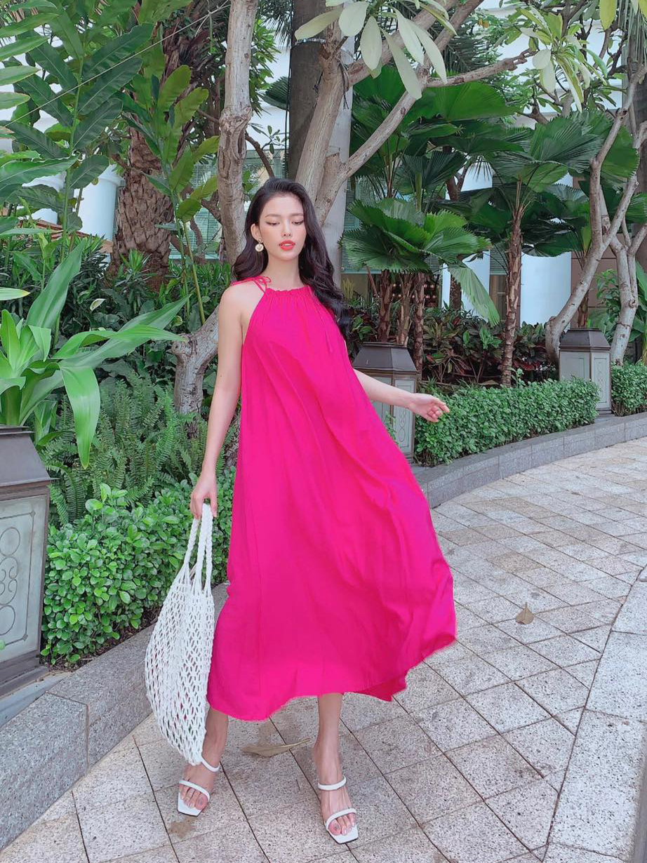 Đầm maxi cổ yếm buộc nơ