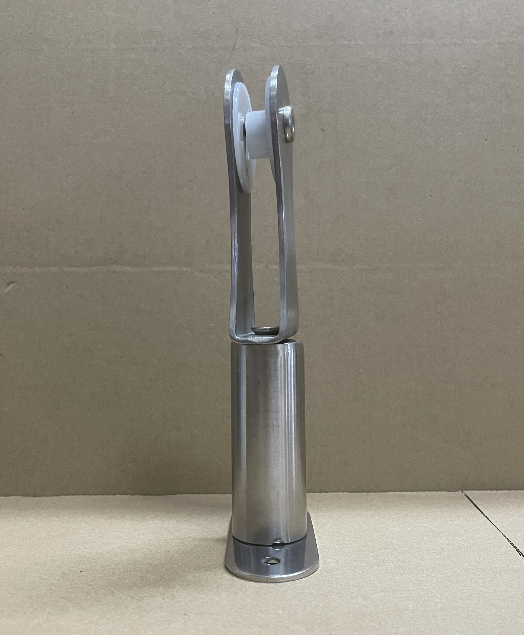 [Inox 304] Trụ eo lan can cầu thang kính cường lực (Eo trên đầu bằng)