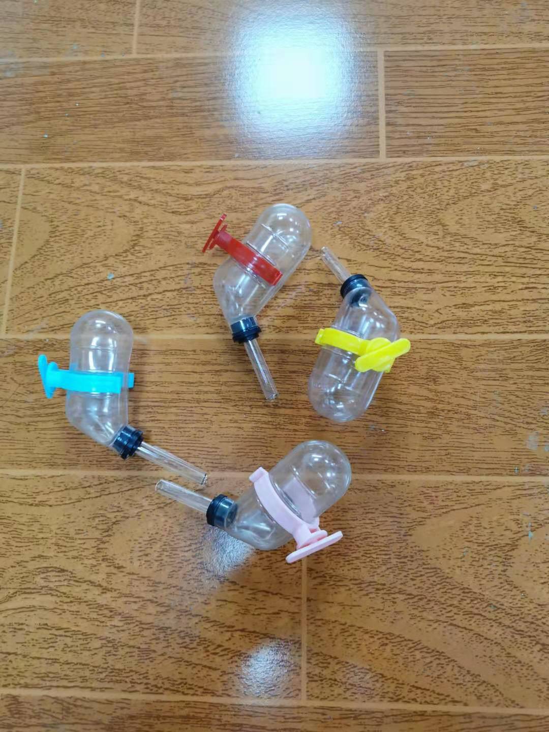 Bình nước chân không dành cho Hamster