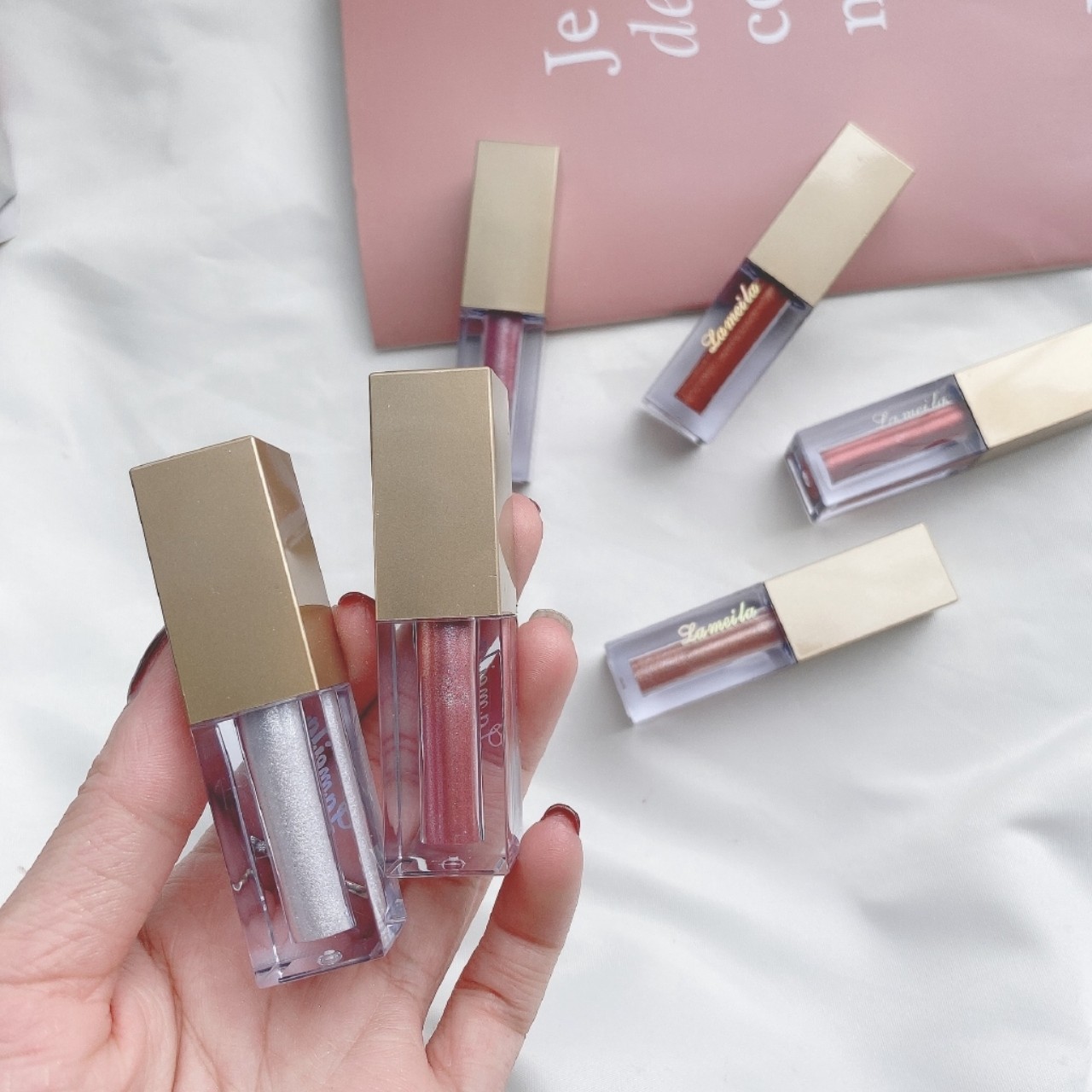 Dây treo pastel handmade – nhỏ xinh mà làm điện thoại xinh gấp đôi