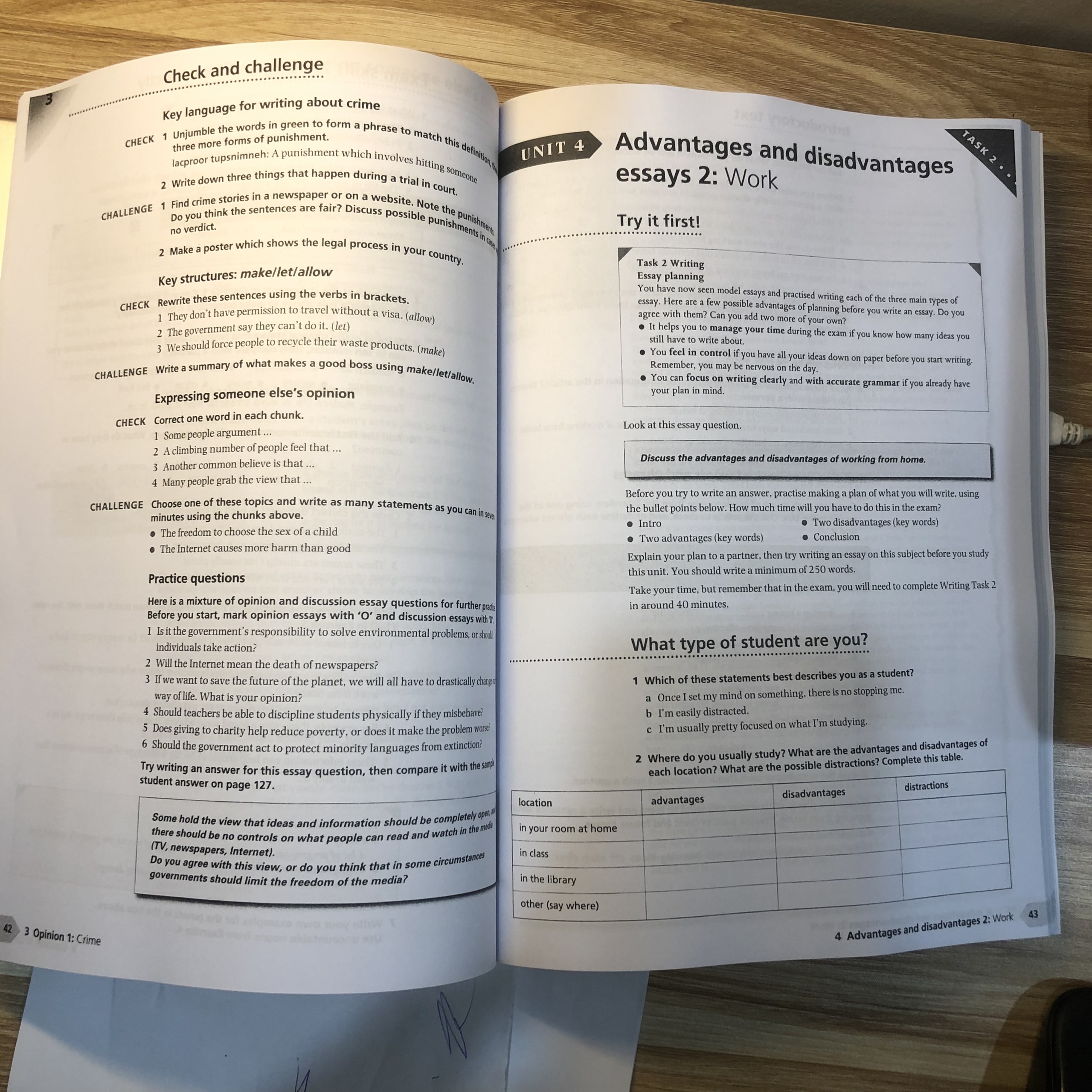 Sách IELTS Advantage Writing Skills