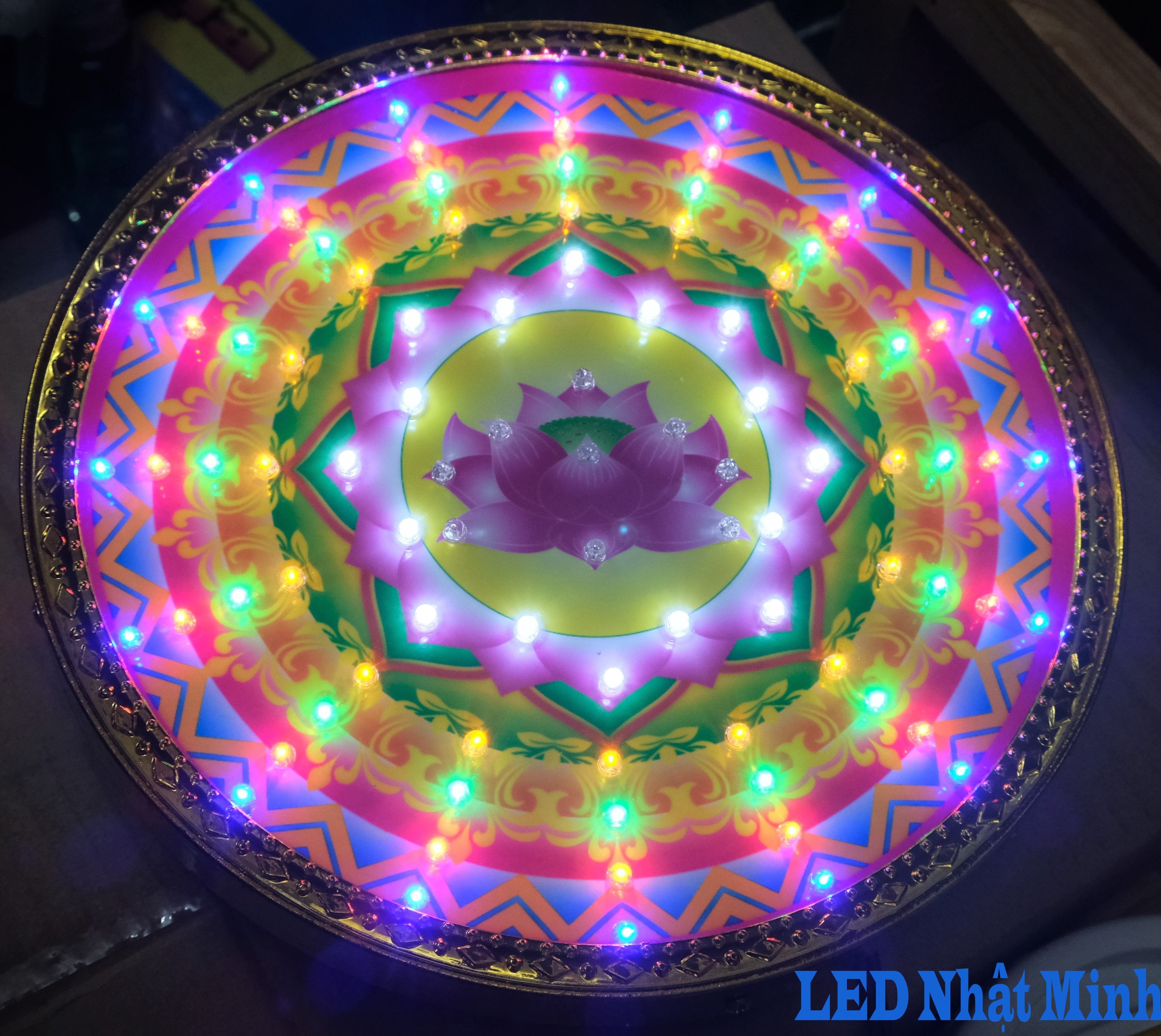 [HCM]Đèn hào quang LED 2 tấc 5 hoa sen (họa tiết viền ngẫu nhiên)