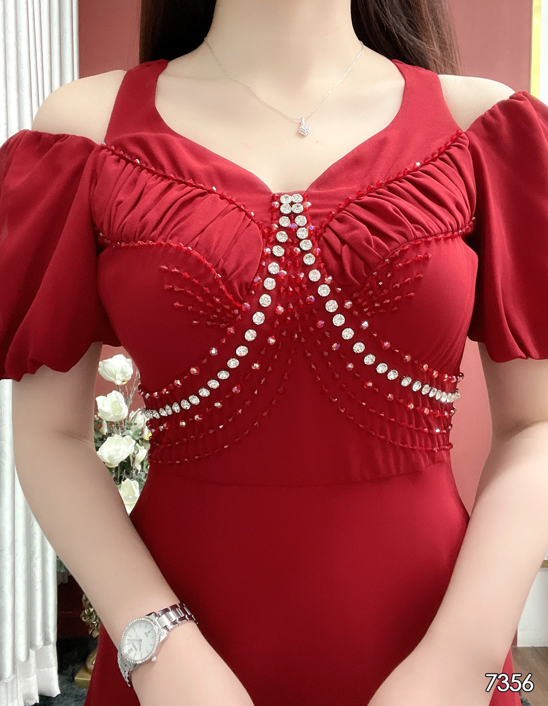 Đầm EMY EM7356 Dạ Hội Đỏ Cổ Cách Điệu