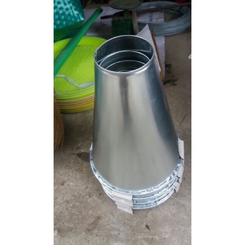 Phễu cắt tiết gà, ngan, vịt tiện lợi