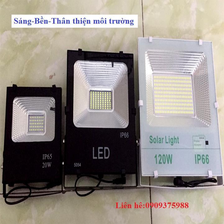 Đèn pha năng lượng mặt trời 100W