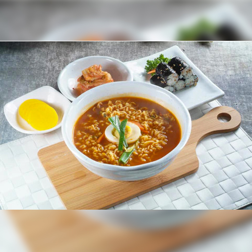 Củ Cải Muối Hàn Quốc Bịch 500G Dạng Sợi
