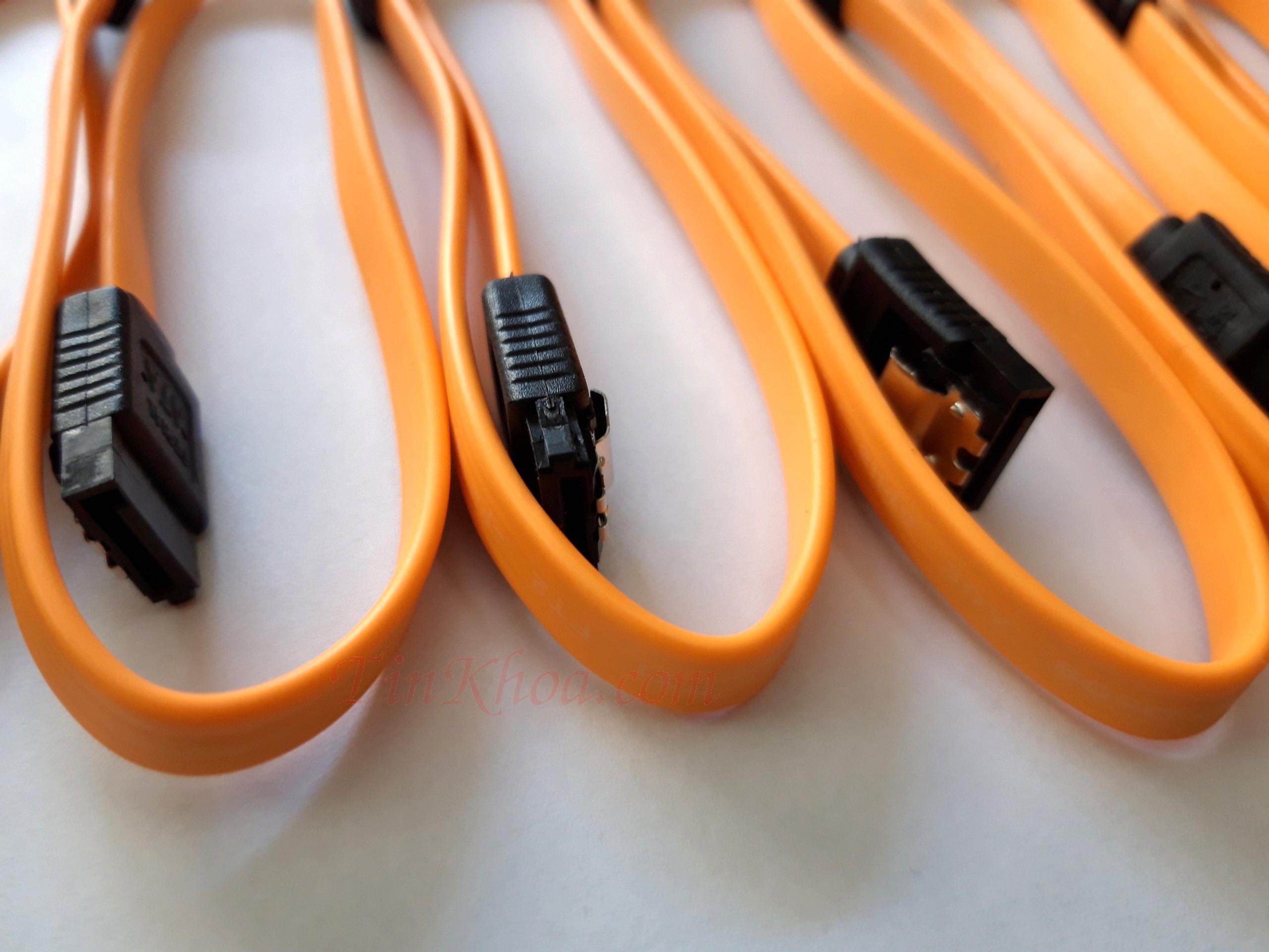 CÁP TÍN HIỆU Ổ CỨNG SATA