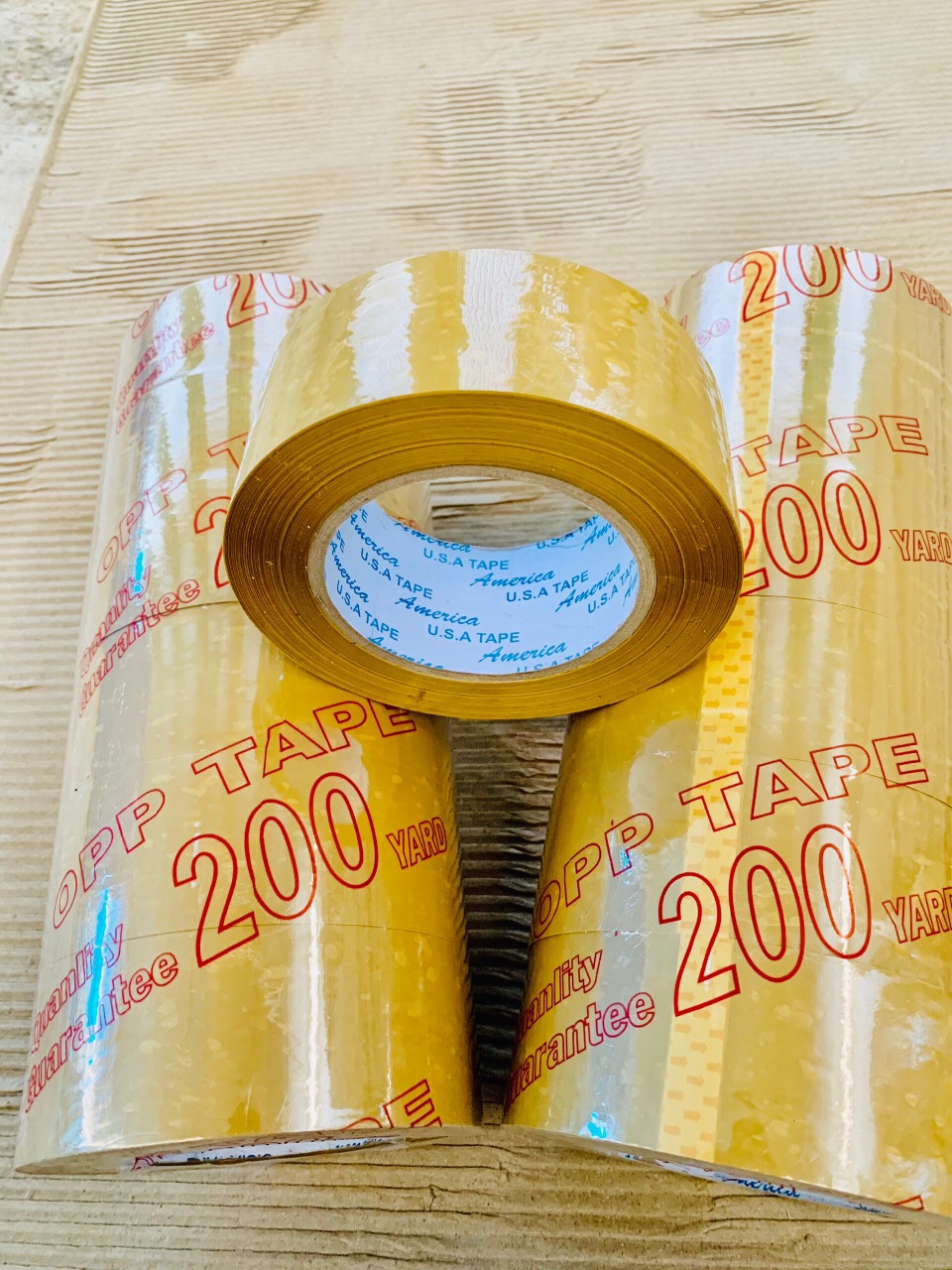 Cuộn băng keo gói hàng loại 200 yard N85