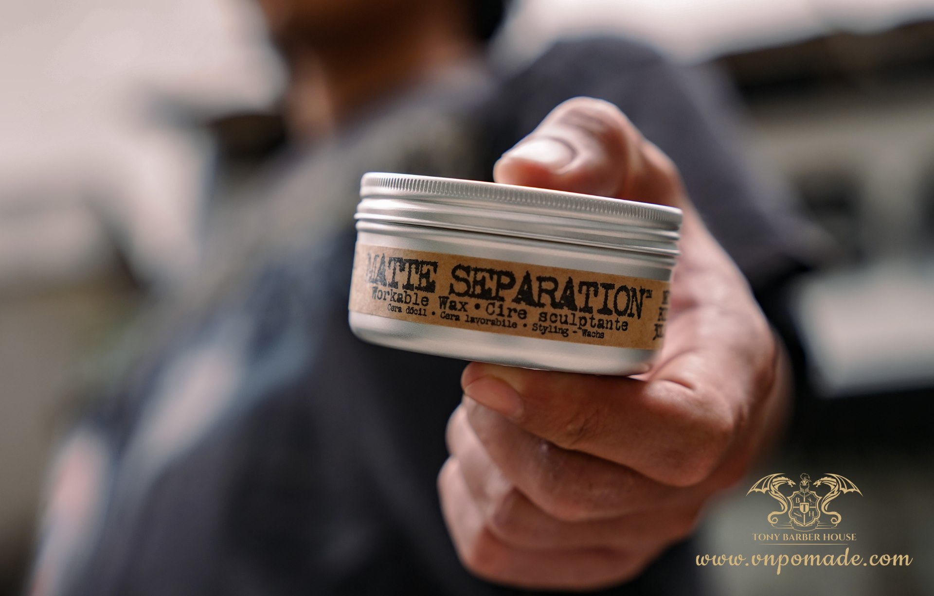 SÁP VUỐT TÓC TIGI BED HEAD MATTE SEPARATION WAX