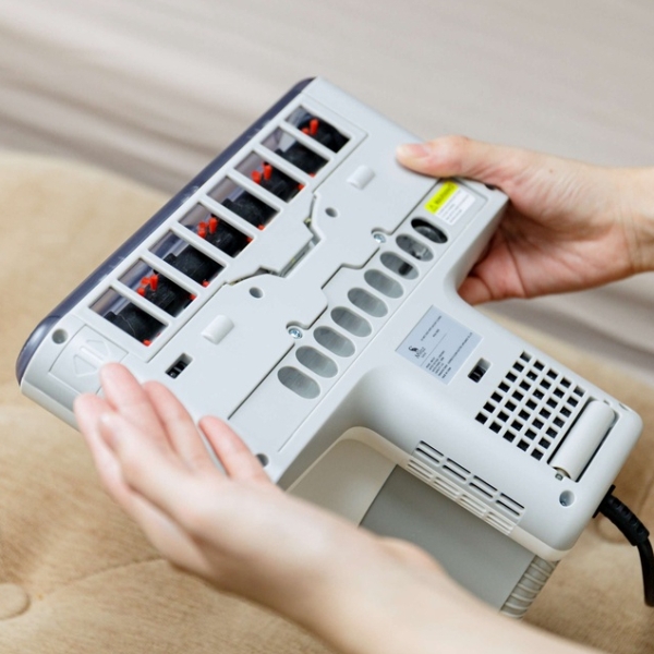 (FREESHIP ĐẾN 50k) MÁY HÚT BỤI GIƯỜNG NỆM MB037 MOAZ BÉBÉ MB 037 NAM9