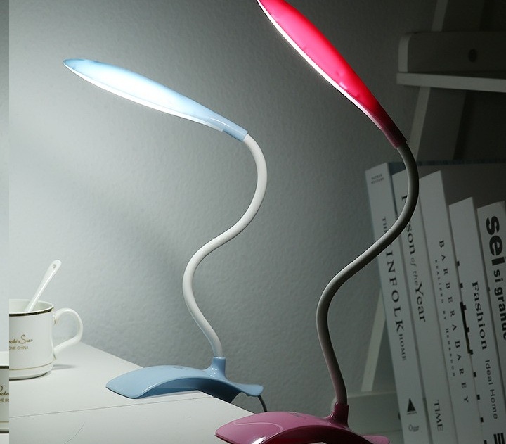 ĐÈN  ĐỌC SÁCH   CHỐNG CẬN THÔNG MINH 14 CHIP LED  TABLE LAMB  Đèn Học Kẹp Bàn - Đèn Kẹp Bàn Chống Cận Thị.  Đèn kẹp LED nguồn usb  đọc sách siêu sáng