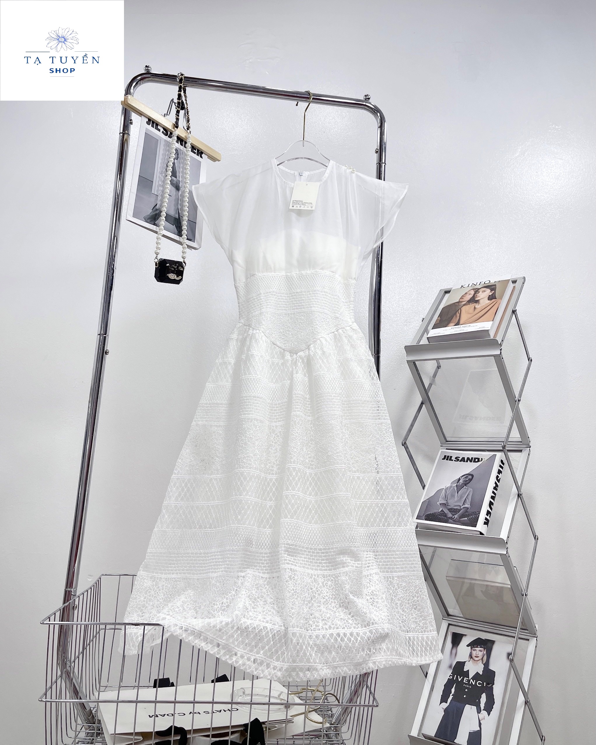 VÁY TRẮNG TIỂU THƯ PHỐI REN MAXI ĐÍNH CÚC NGỌC