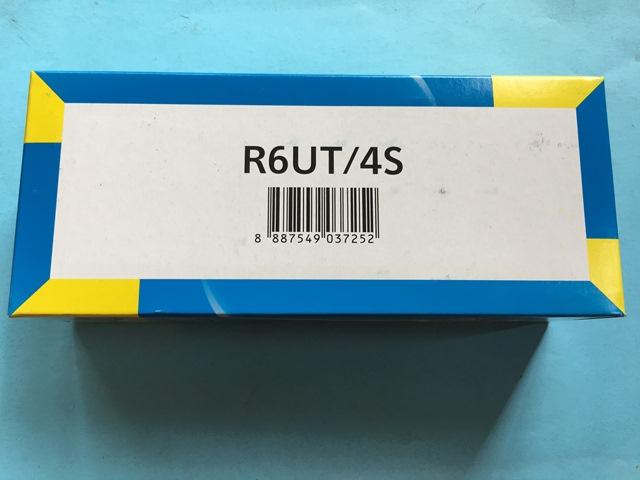 Hộp 60 viên pin AA (tiểu xanh) Panasonic R6UT/4S