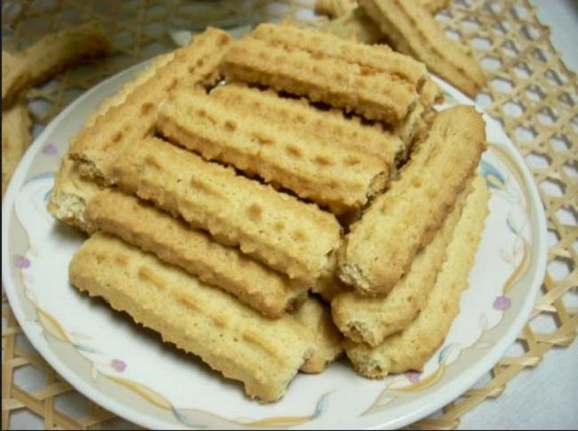 Bánh Sâu Gai Vàng 200gram