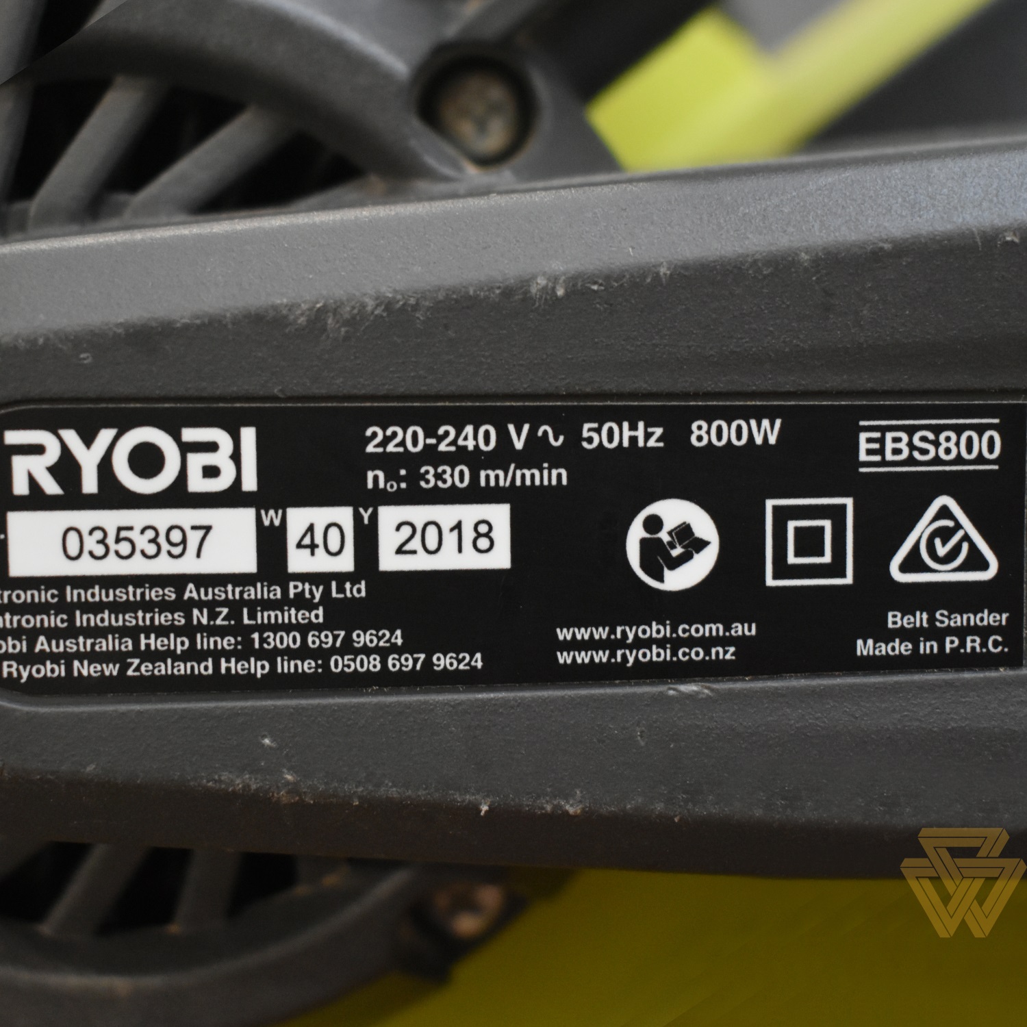 [HCM]Máy Chà Nhám Tăng 800W Ryobi EBS800