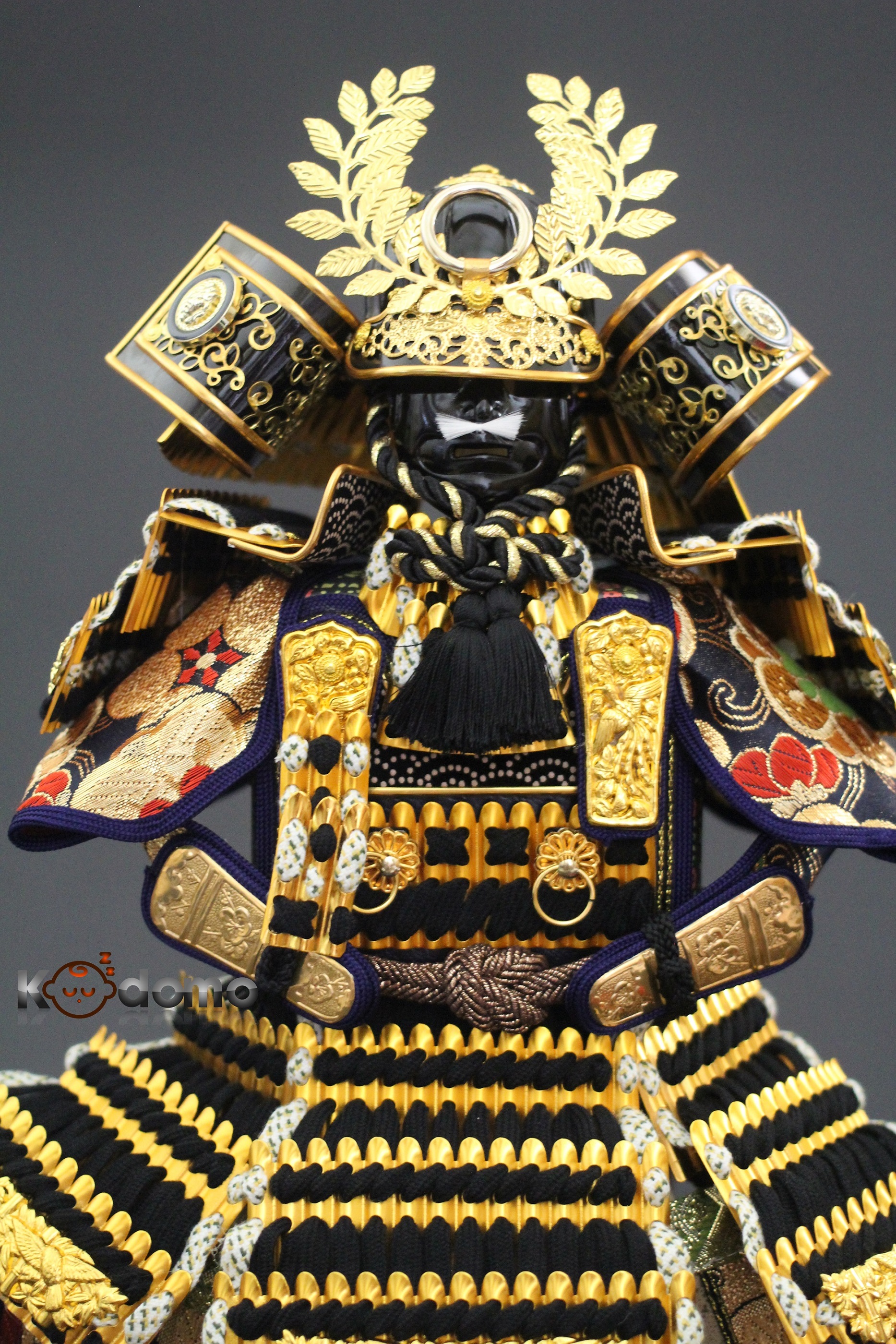 búp bê nhật bản , búp bê samurai , áo giáp samurai  , 人形 , 武者人形 , 子供大将 , 鎧 , 兜 , 五月人形, 日本武士