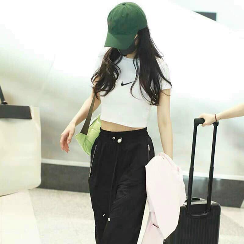 COMBO 2 ÁO CROPTOP TRẮNG ĐEN ĐẦY CÁ TÍNH
