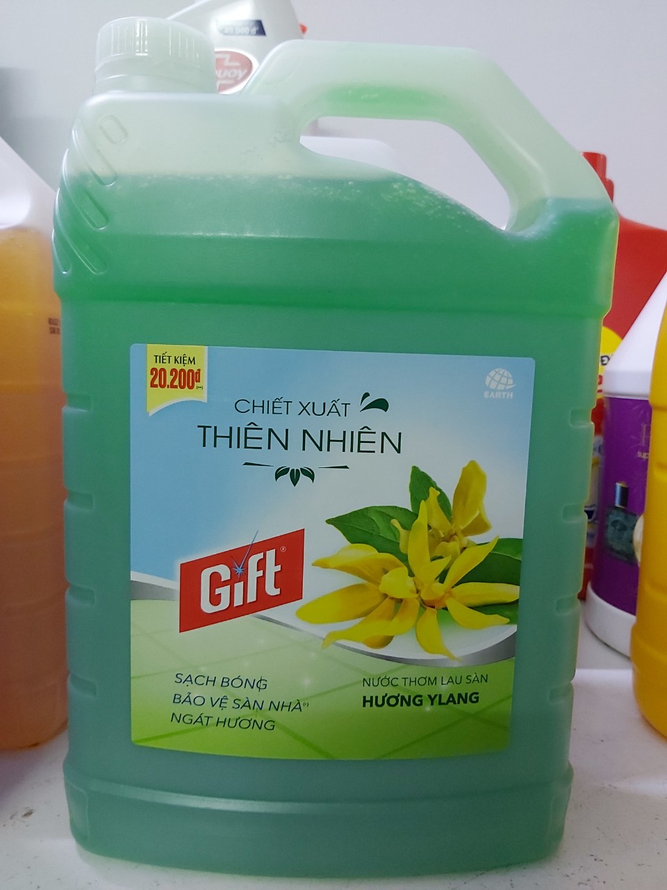 [HCM] Nước lau sàn Gift 3,8kg Hương LILY