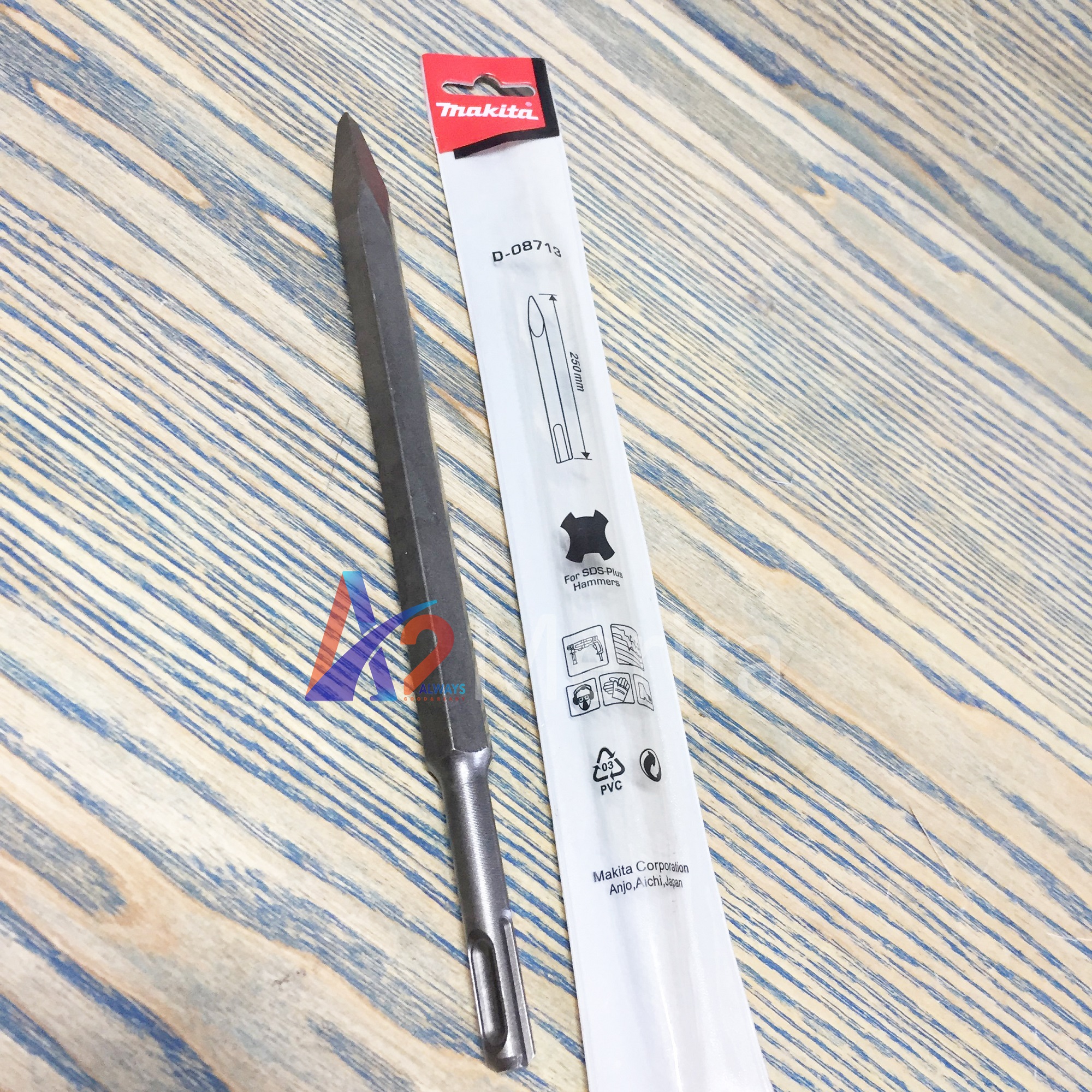 Mũi đục nhọn 14x250mm chuôi sds plus makita d-08713