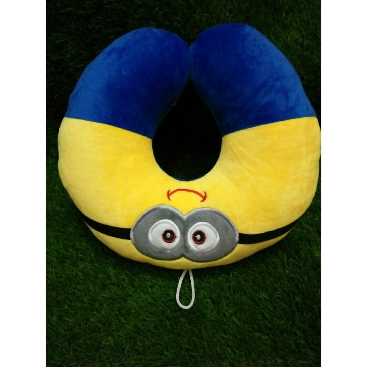 Gối kê cổ minion  siêu cute dễ thương