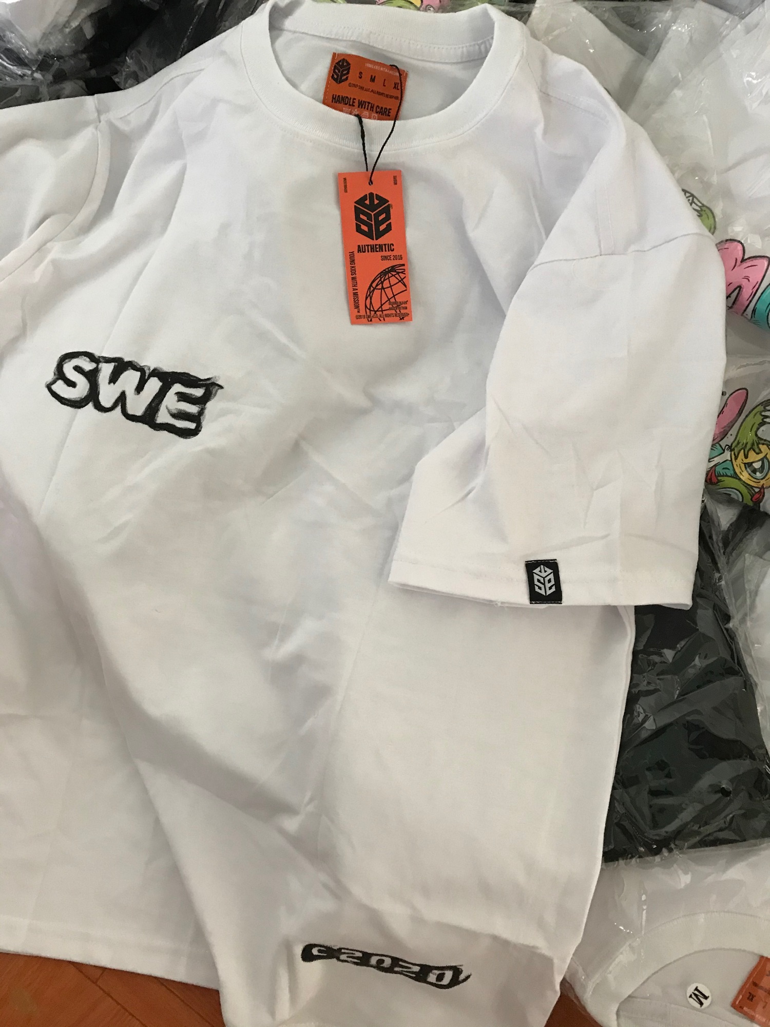 ÁO THUN SWE KHÓI CAO CẤP FULL TAG REAL
