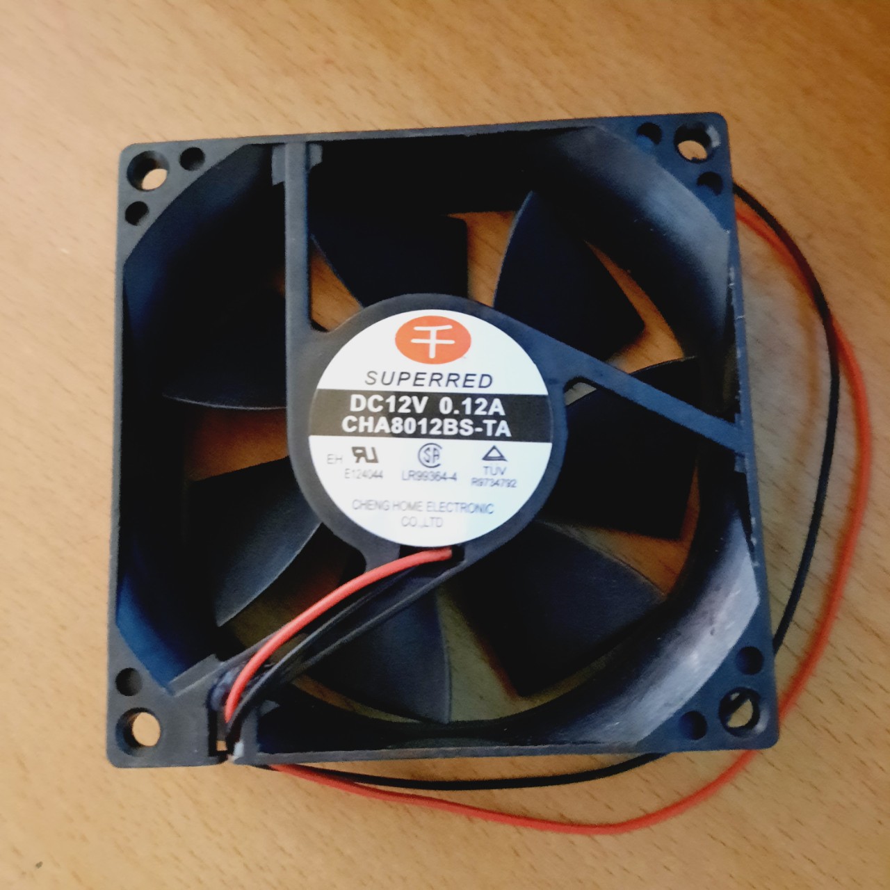 Quạt tản nhiệt 8x8x2.5cm 12vdc- 0 .12a