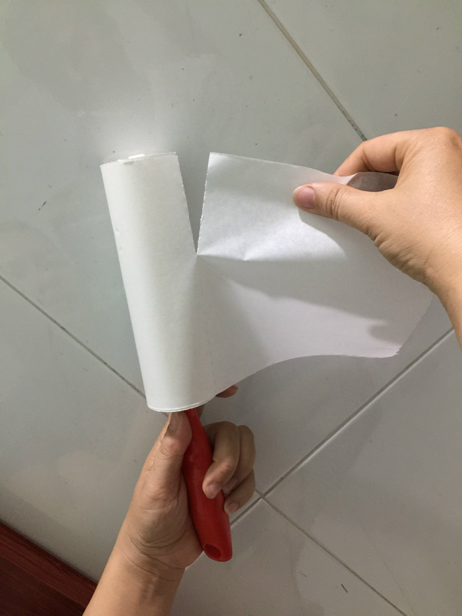 CÂY LĂN BỤI TCT 3060 (gồm 1 cán nhựa 16cm và 1 lõi giấy 16cm, 60 lớp)