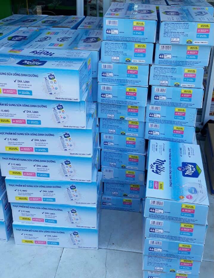 Thùng sữa pha sẵn Milky auz 110ml ,180ml