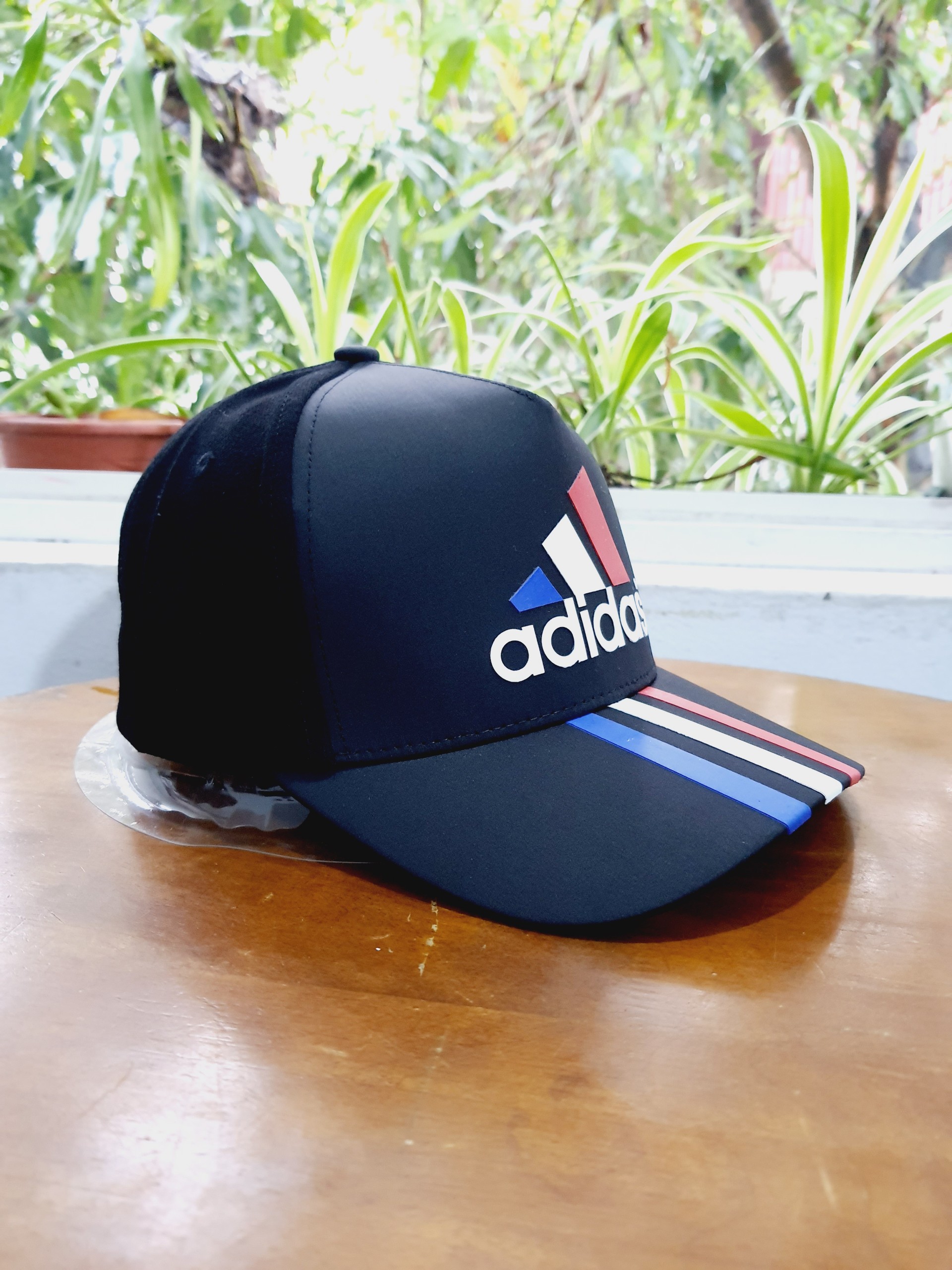 Mũ lưỡi trai đẹp Adidas bít đuôi đen form cao cấp cá tính