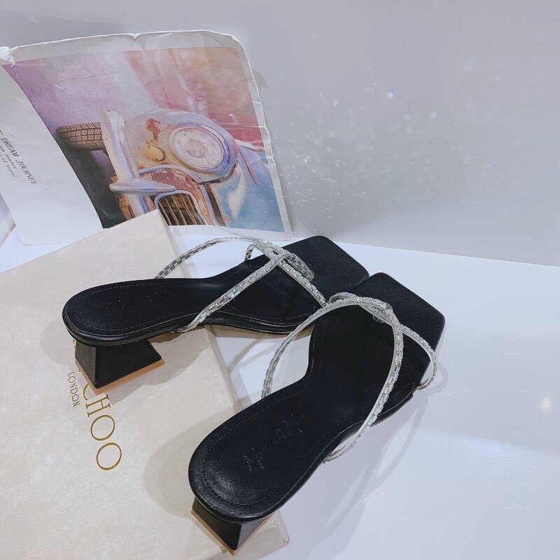 Guốc xỏ ngón đính đá sang chảnh
