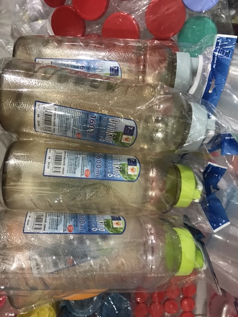 Bình nước 1.6 lít đựng nước trong tủ lạnh