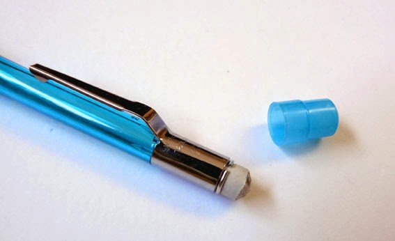 Chì bấm giữa Pentel Quicker Clicker Pencil PD345T 0.5mm