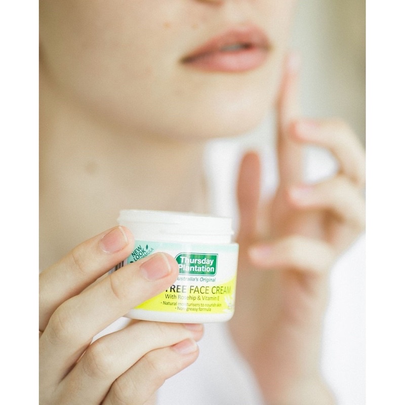 Kem dưỡng  Thursday Plantation Tea Tree Face Cream 65g
