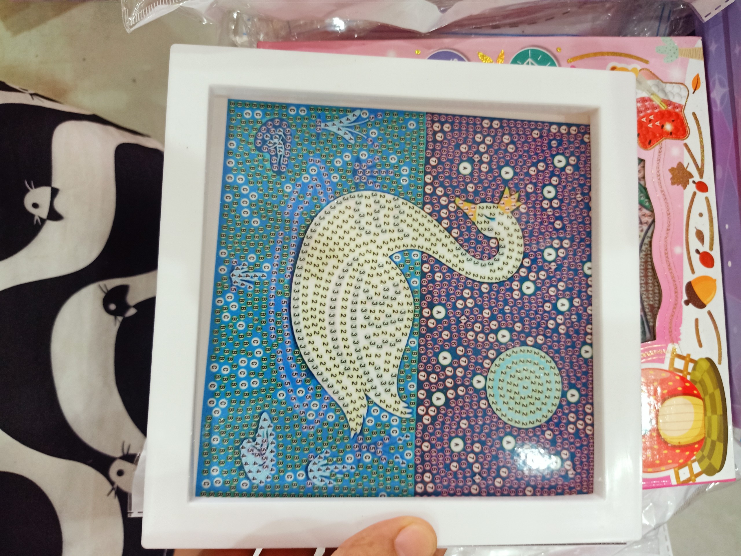 Tranh Đính Đá cho trẻ em (ĐÁ ABC CAO CẤP). Kích Thước: 20x20 có khung kính