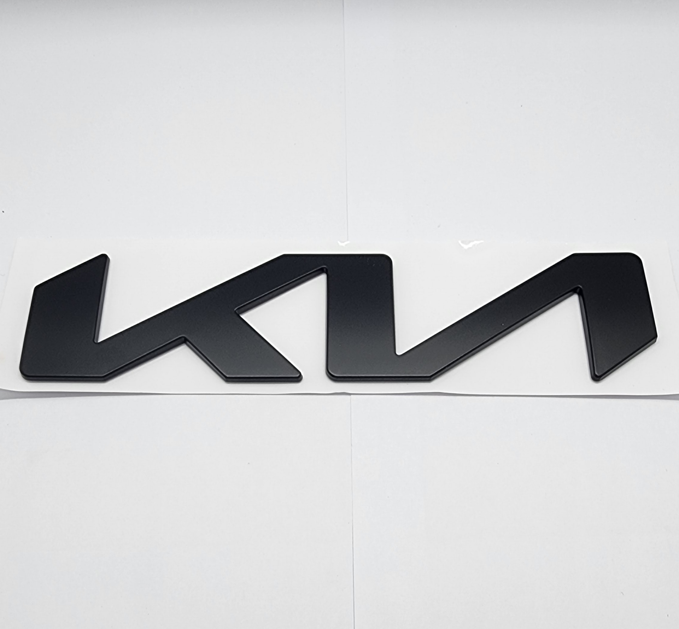 Logo chữ KIA mới 2022 (17x4cm)